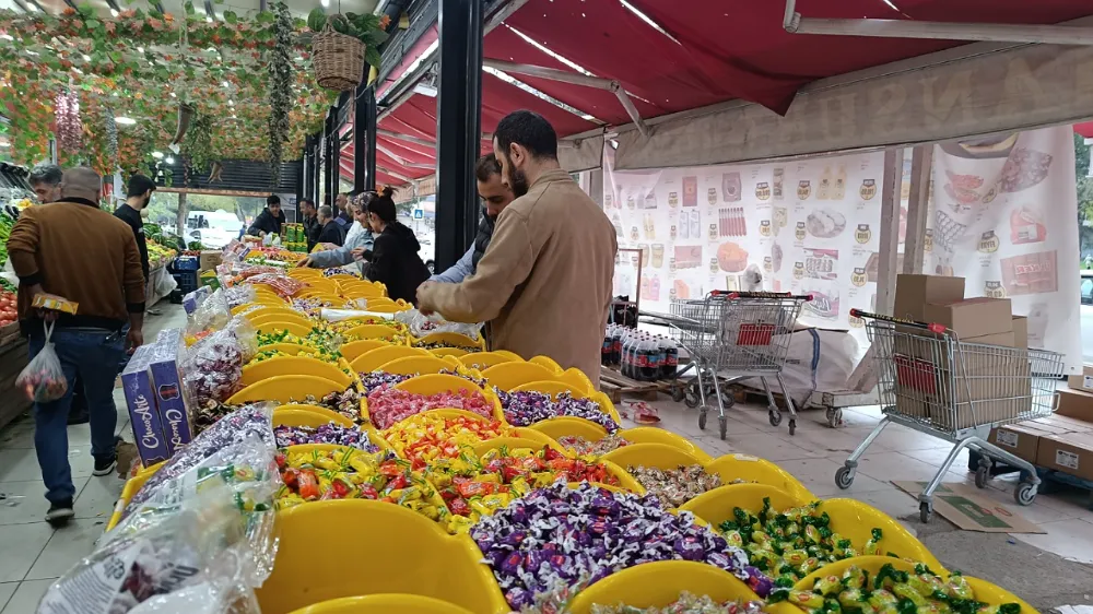 Ekonomik zorluklar bayram sevincini engelliyor: İnsanlar bayram şekeri alamıyor