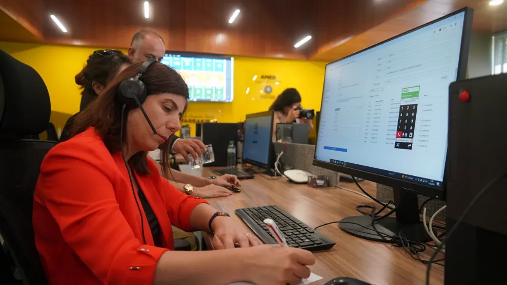 Eş başkanlar hatta: Alo, taleplerinizi dinliyoruz