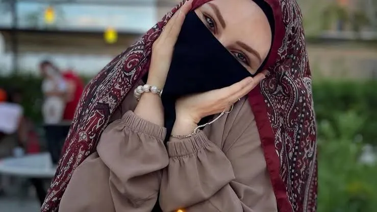 21 yaşındaki Nursena Düzgün
